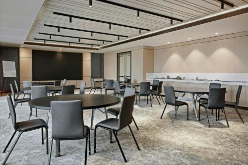 630186882 AC Hotel San Jose Airport Belen