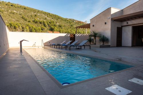 Skats, Villa Radojka in Vid