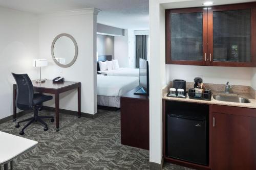 SpringHill Suites Columbus - image 10