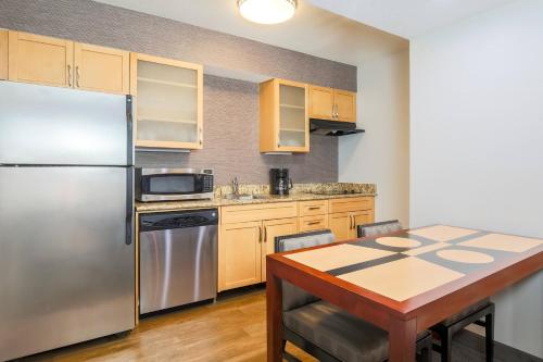 Residence Inn by Marriott Atlanta Cumberland/Galleria - image 11