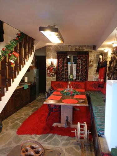 ΟΡΕΙΝΟ ΟΝΕΙΡΟ in 아닐리오