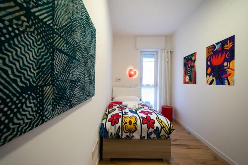 Modern Red Flat in Verona, Verona (Foto 8)