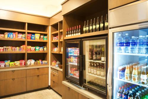 SpringHill Suites by Marriott Bend - image 12