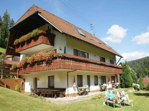 Haus am Kaltenbach - Apartment - Enzklösterle