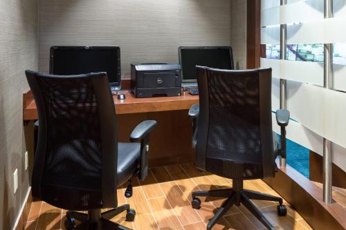 SpringHill Suites Austin South - image 12