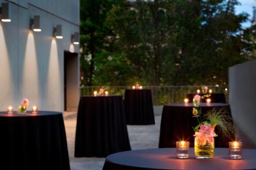 غرفة الاجتماعات/الاحتفالات, فندق بور، كيبيك، إيه تريبيوت بورتفوليو (Hotel PUR, Quebec, a Tribute Portfolio Hotel) in Quebec City (QC)