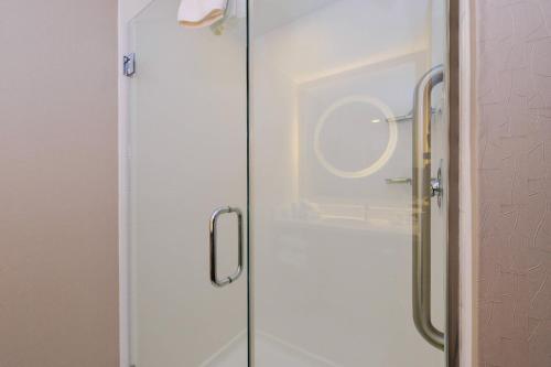 SpringHill Suites Durham Chapel Hill - image 12