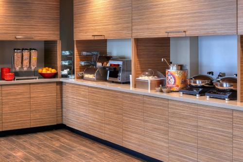TownePlace Suites by Marriott Cleveland Solon - image 10