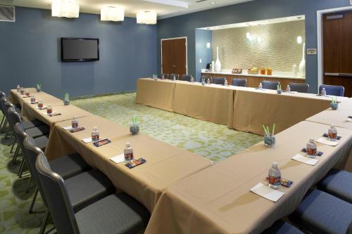 SpringHill Suites Houston NASA/Webster - image 10