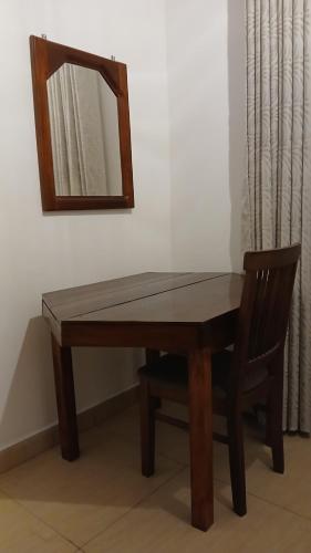 Villa Guruge- upstairs - image 4