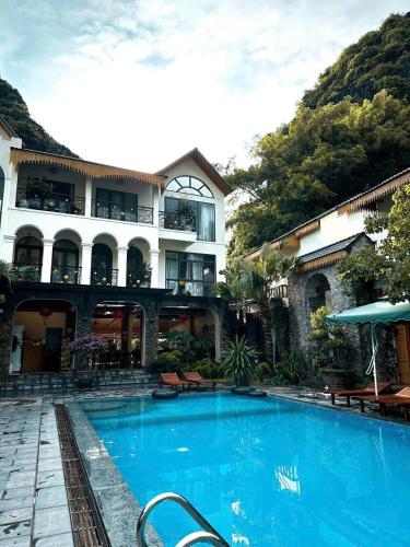 TRANG AN LUXURY HOMESTAY - 숙소 외관