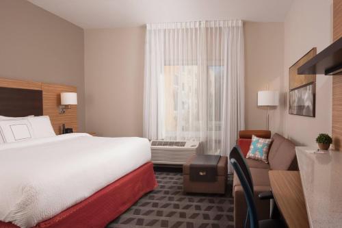 TownePlace Suites Charleston Airport/Convention Center near Audubon Swamp Garden