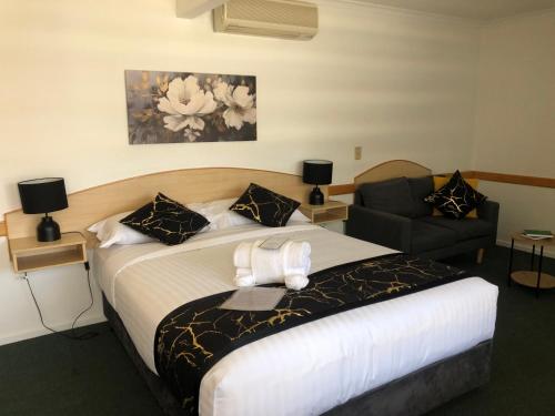 . Warwick Vines Motel