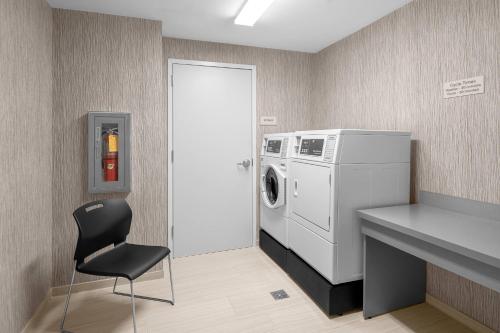 SpringHill Suites by Marriott Jackson - image 14