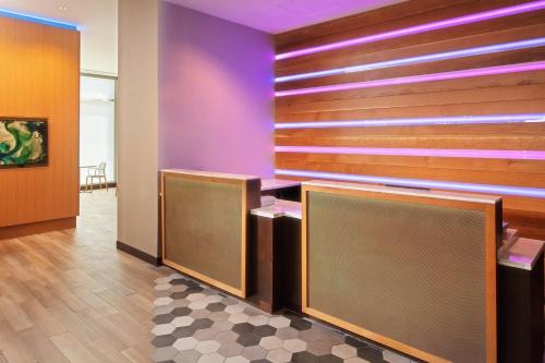TownePlace Suites by Marriott New Orleans Downtown/Canal Street - image 6