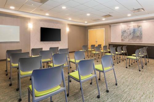 SpringHill Suites by Marriott Truckee - image 11