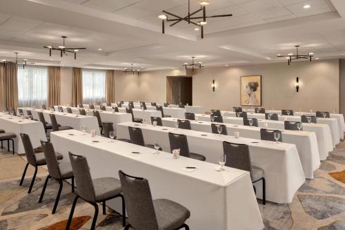 630267527 Sheraton Madison Hotel