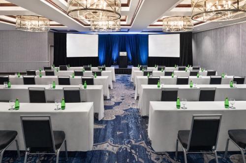 630267530 Sheraton Madison Hotel