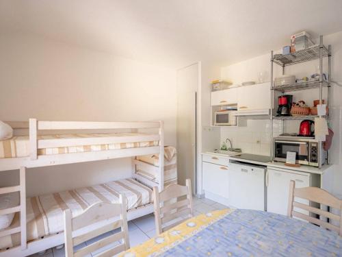 Apartment image 4