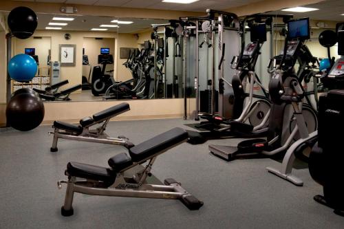 Marriott Melville Long Island - image 11