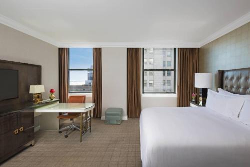 Superior, Larger Guest room, 1 King Bed room in The Ritz-Carlton Philadelphia