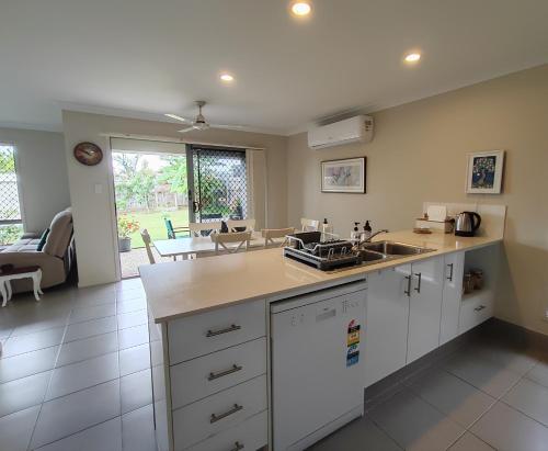 Konyha, Entire house near North Lakes, Brisbane, Australia in Kallangur