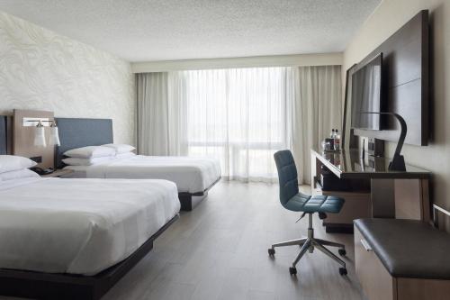 M Club lounge access, Guest room, 2 Double