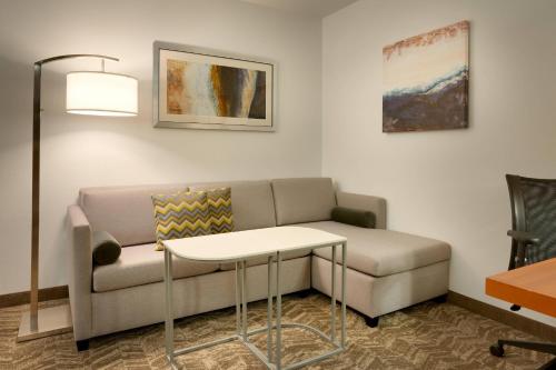 SpringHill Suites by Marriott Rexburg - image 6