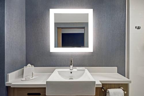 SpringHill Suites by Marriott St. Paul Arden Hills - main image