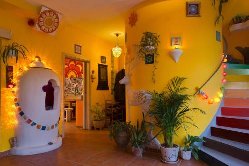Shantee House - image 12