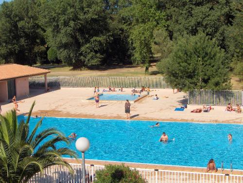 Lagrange Grand Bleu Vacances – Résidence Les Pierres de Jade - image 9