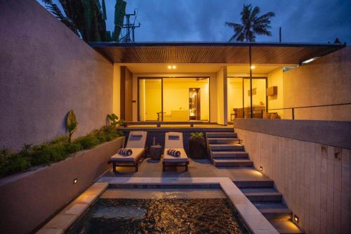 مسبح, Tanna Villa Bali Tabanan in تانه لوت
