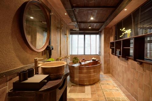 Fürdőszoba, Kecho Legacy Hotel & Spa near Ngoc Son-szentély