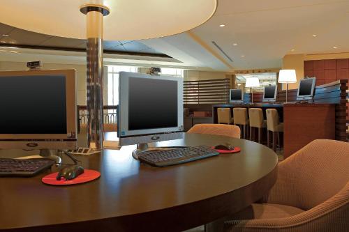 Sheraton Atlantic City Convention Center Hotel - image 14