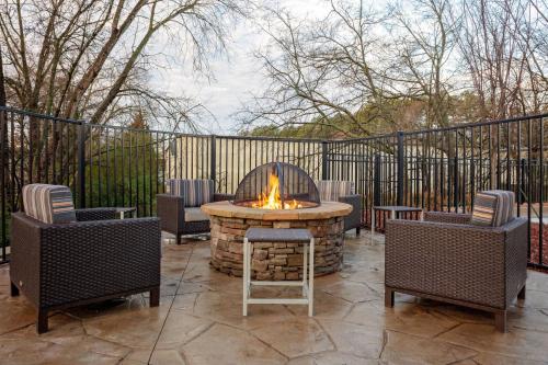 TownePlace Suites by Marriott Gainesville - image 11