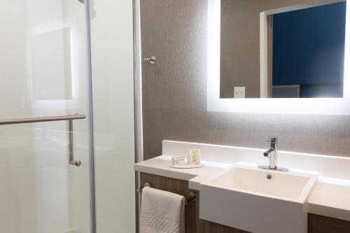 SpringHill Suites by Marriott Slidell - image 10