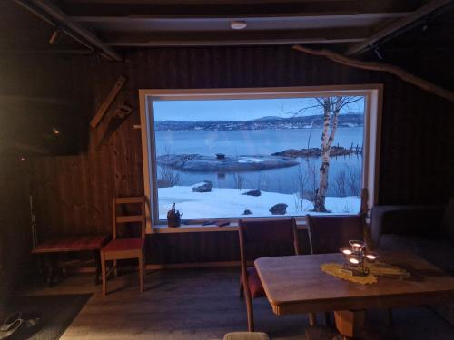 Arnebu in Meistervik