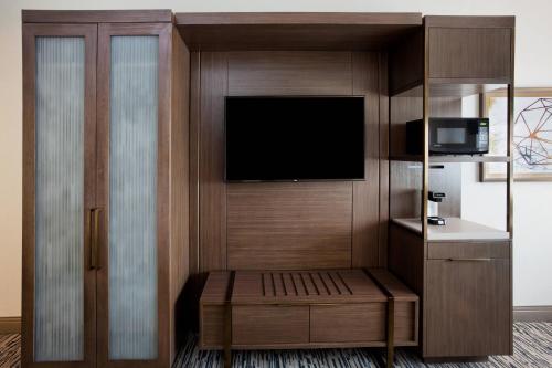 Guest Room, 1 King