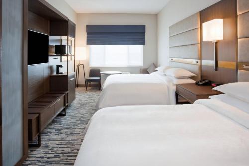 2 double beds