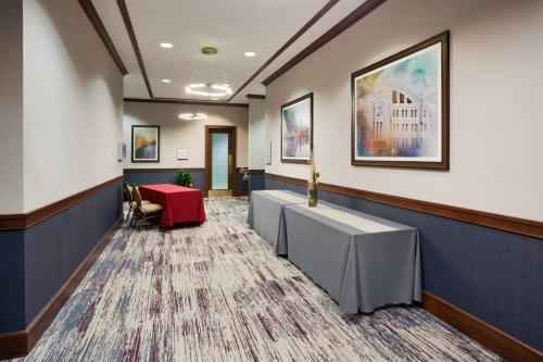 Sheraton Hotel St. Paul Woodbury - image 13