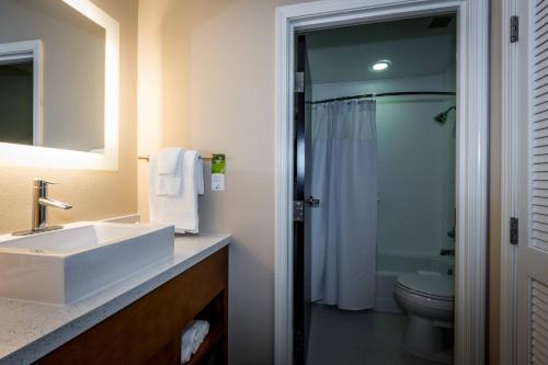 SpringHill Suites by Marriott Denton - image 12