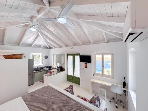 Panta'kei in 史托羅斯