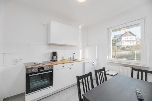 廚房, RAUMSCHMIDE Apartments Esslingen Altbach in 阿爾特巴赫