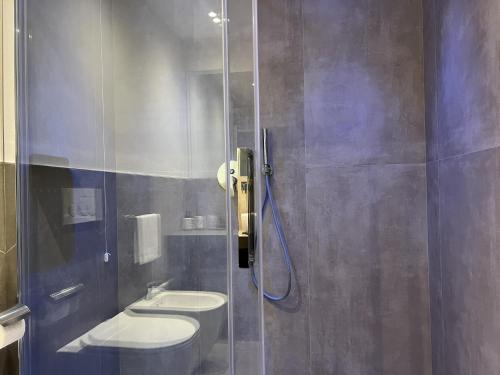 Deluxe Suite with Spa Bath