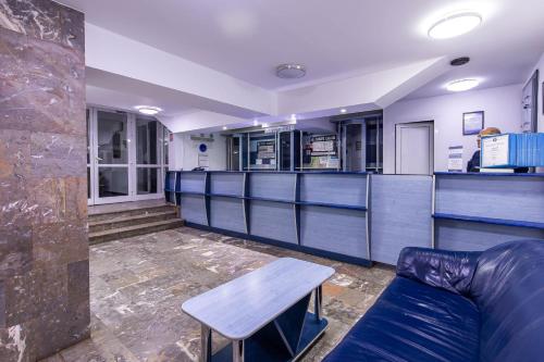 Hotel Alexandros Busteni by Genco & Restaurant Miorita in بوستينى