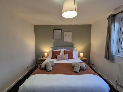 Wolverhampton - 4 bed, 2 bath, Parking & Wifi, Wolverhampton (photo 5)