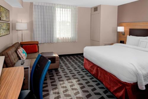 TownePlace Suites by Marriott Parkersburg in 帕克斯堡