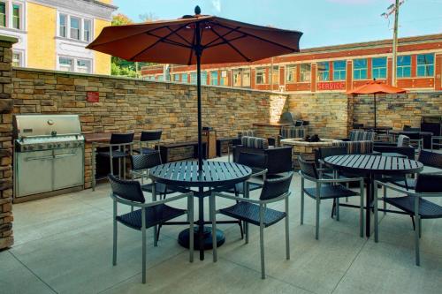 TownePlace Suites by Marriott Parkersburg - image 11
