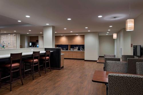 TownePlace Suites by Marriott Tacoma Lakewood - image 8