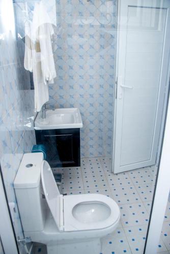 Executive Suite image 6